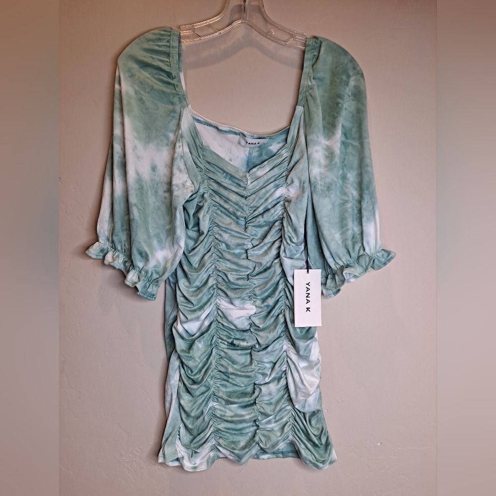 NWT YANA K Venetian Mini Dress Size Medium